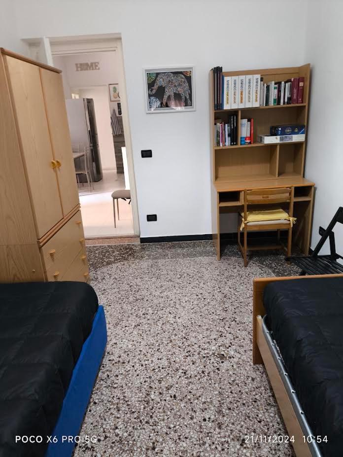 Appartamento In Centro Genoa Luaran gambar